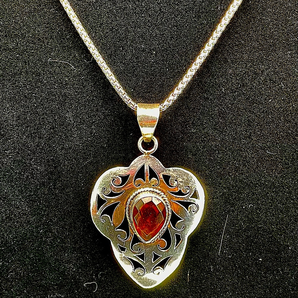 STERLING SILVER .925 GOLDEN CELTIC PENDANT WITH NECKLACE